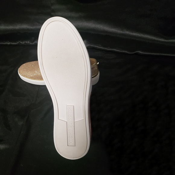 MICHAEL KORS Keaton Chain-Mesh Slip-On Sneaker - Picture 6 of 6